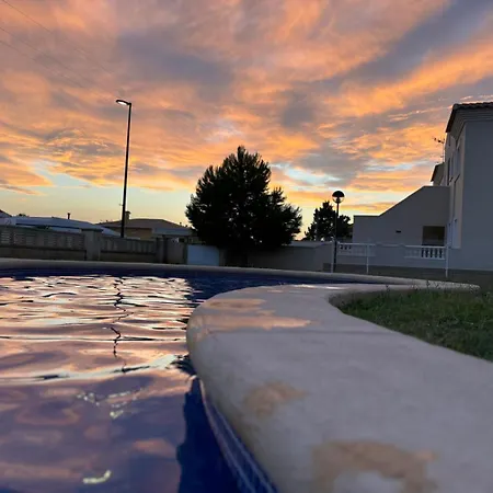 En Con 3 Dobles Y Piscina A 150 Metros De La Playa Les Deveses Lejlighed *